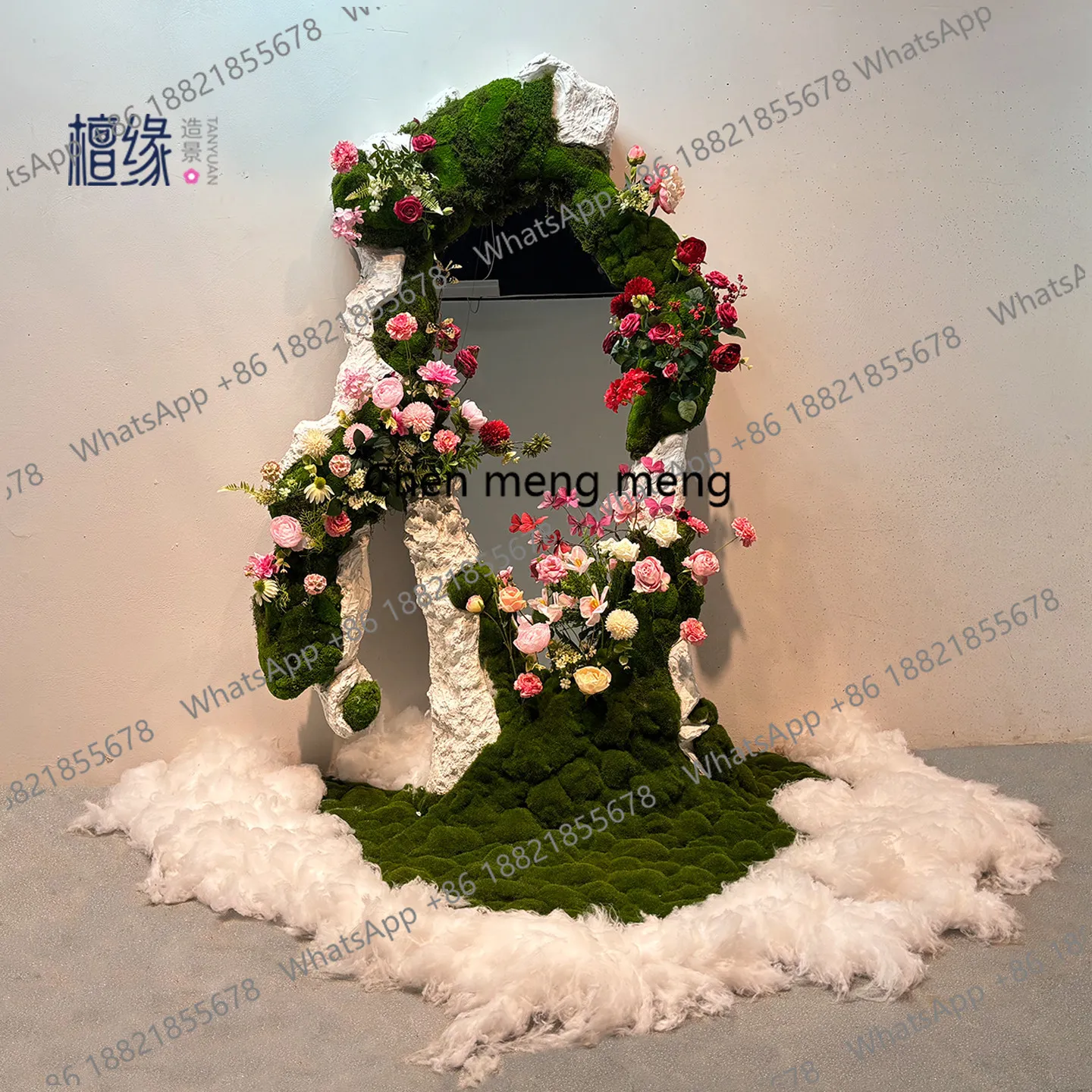 a55 Clothing store window land - огляд і ціна Baby Clothing Stores